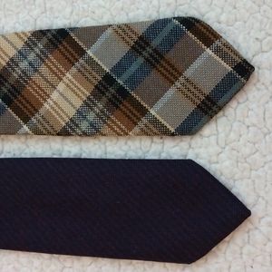 2 Wool Tie Bundle - Calvin Klein/Austin Reed